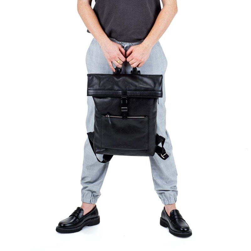 Burkely Rygsæk Suburb Seth Rolltop Sort 15" 4