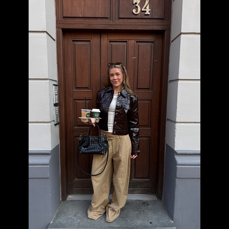 PITAYA Handväska Bianca Small Svart 2