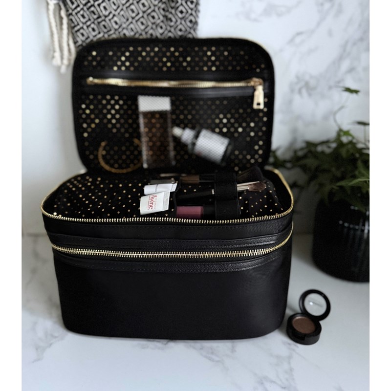 Coming Copenhagen Beauty Bag Kiki Svart 5
