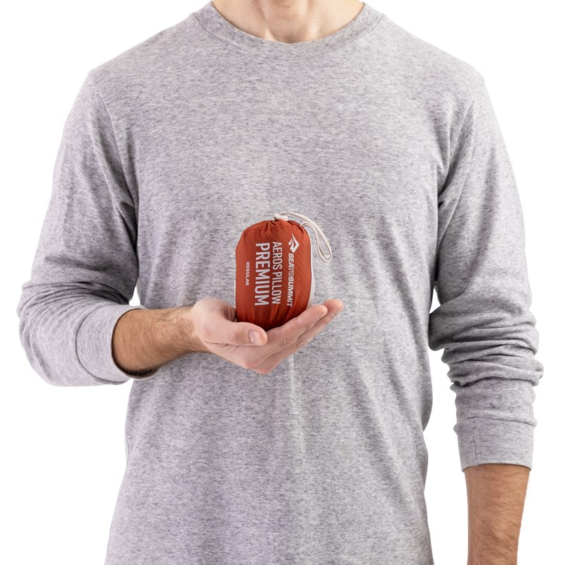 Sea to Summit Hovedpude oppustelig S Brændt Rød 2