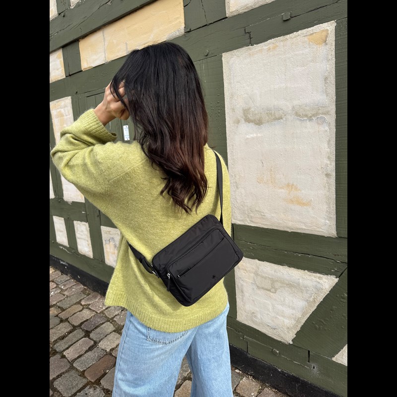 Aura Crossbody Novara Recycled Sort 2