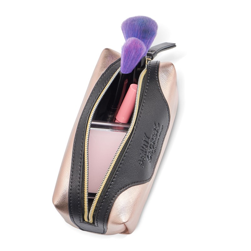 Gillian Jones Makeup Pung Rosa 2