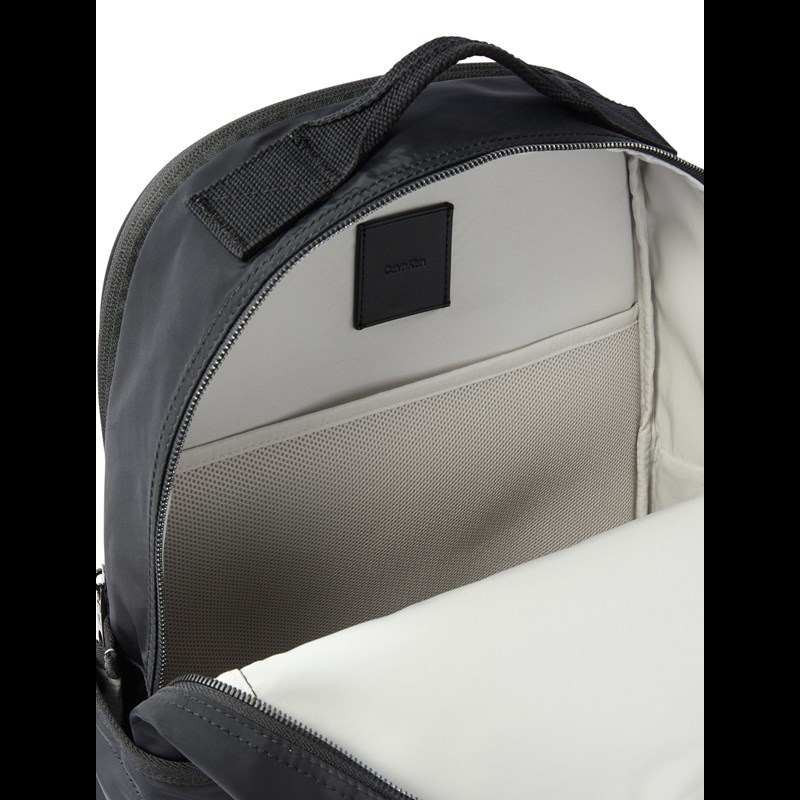 Calvin Klein Ryggsäck Rygsæk CKJ Graphics Svart 13" 2