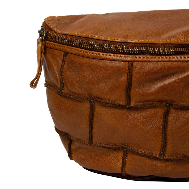 RE:DESIGNED Midjeväska Margo Bumbag Brun 4