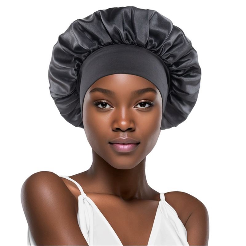 SOHO Bonnet Satin Safiya  Sort 3