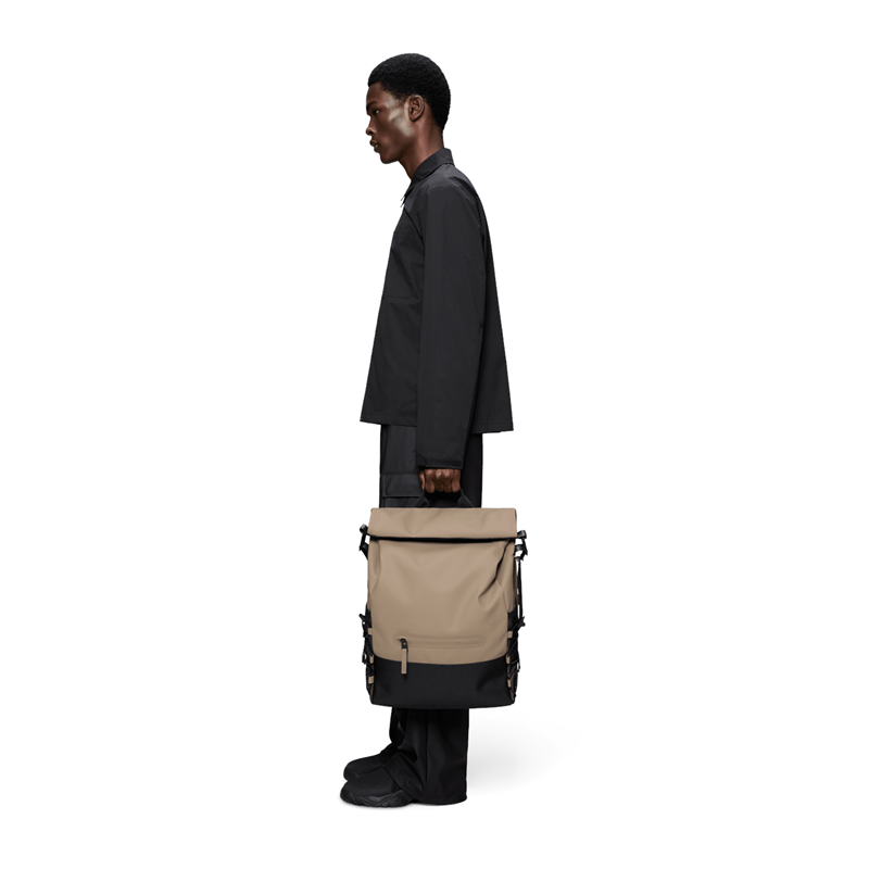 RAINS Ryggsäck Trail Mountaineer R.  Beige 16" 1