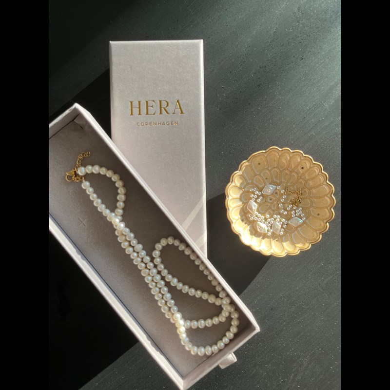 HERA Halskæde Heloise Hvid 4