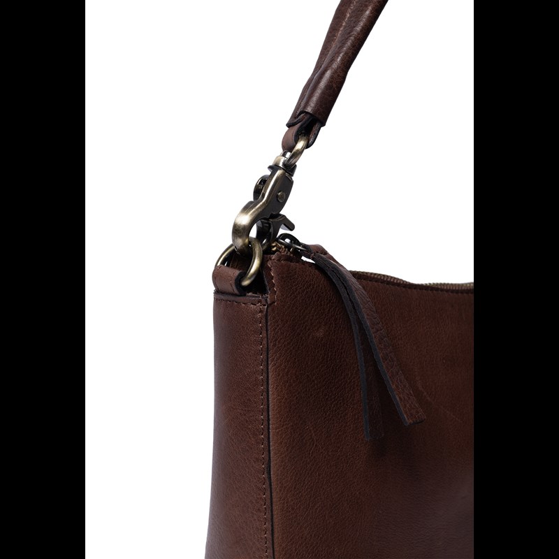 RE:DESIGNED Axelväska Nada M. Brun 4