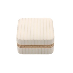 Conmé Smykkeskrin Olivia firkantet Creme