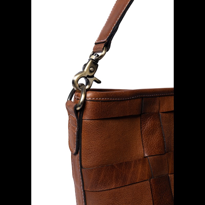 RE:DESIGNED Axelväska Noor Big Brun 5