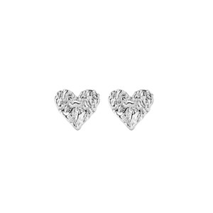 Winther Studio Stiftörhängen Heart Silver