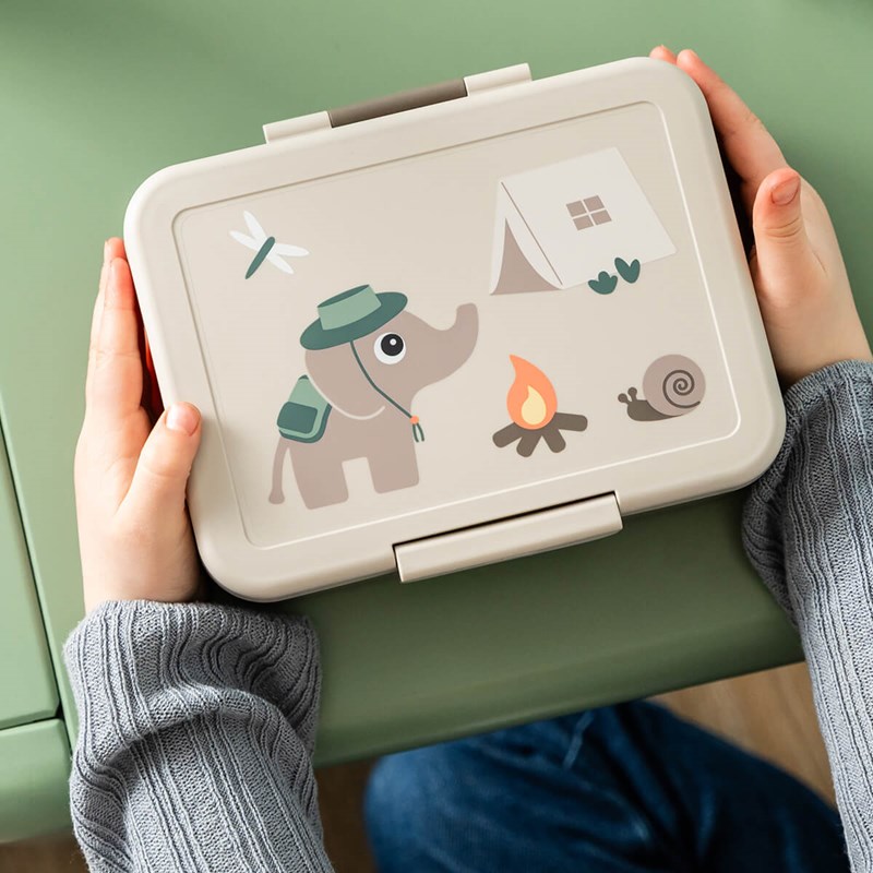 Done By Deer Matlåda Tiny trails Sand 6