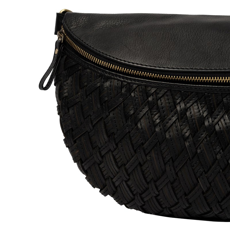 RE:DESIGNED Midjeväska Mika Bumbag Svart 4