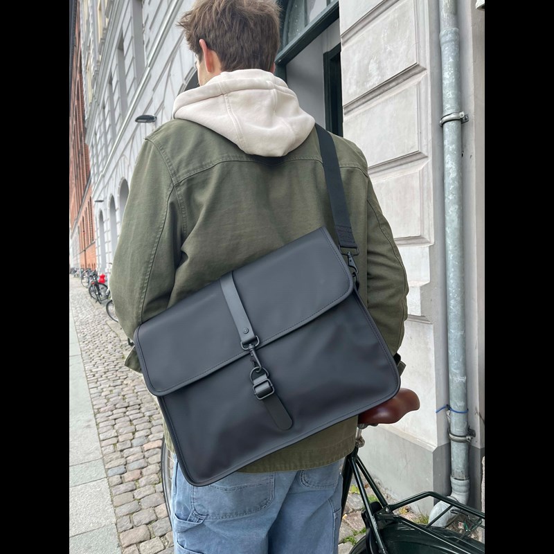 RAINS Skuldertaske Messenger Bag Sort/Sort 16" 2