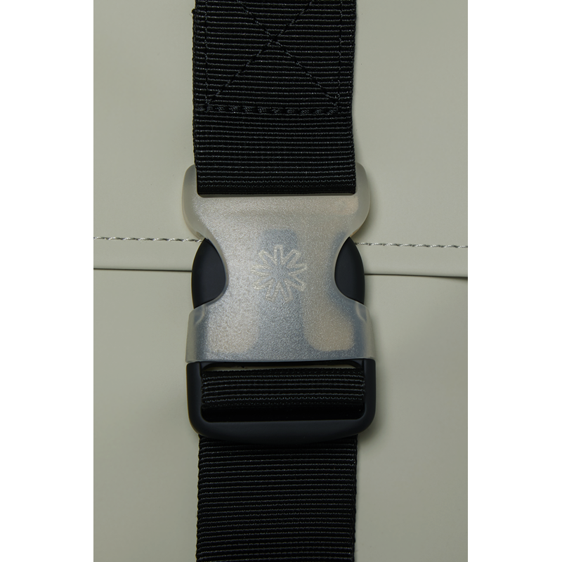 RAINS Rygsæk Buckle Msn Bag Cement 4