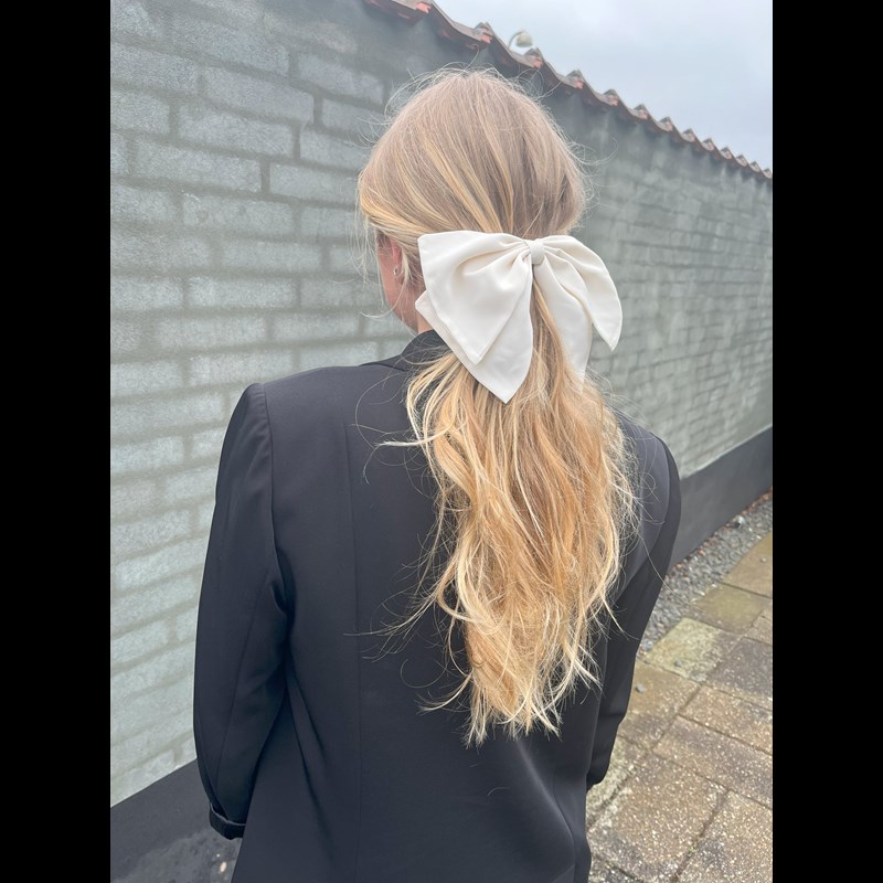 Conmé Sløjfe hårklemme Bow Creme 2