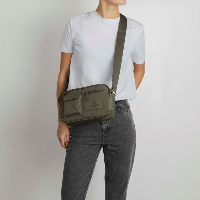 MARKBERG Crossbody Darla Monochrome Oliven 2