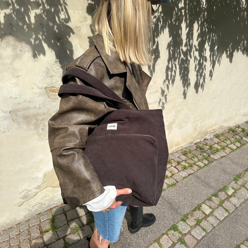 Conmé Shopper Andrea M. Brun 2