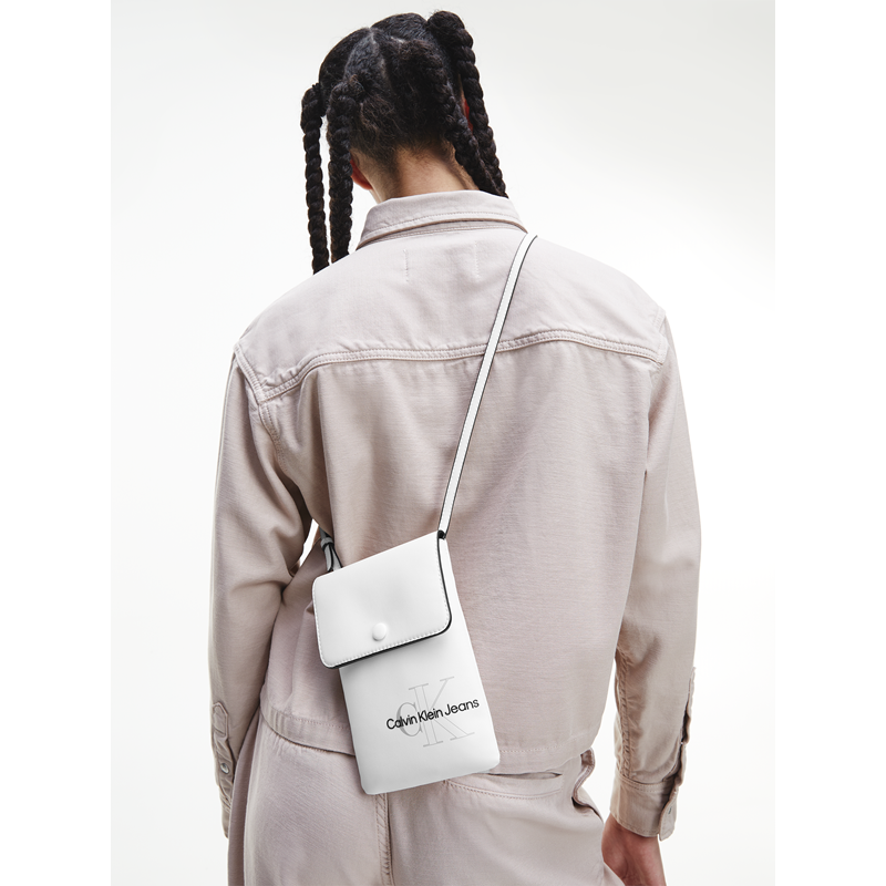 Calvin Klein Mobiltaske Sculpted Hvid 2
