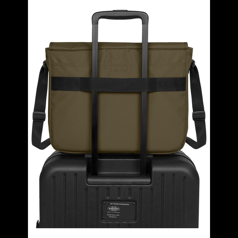 Eastpak Axelväskor Delegate + Armégrön 17" 3