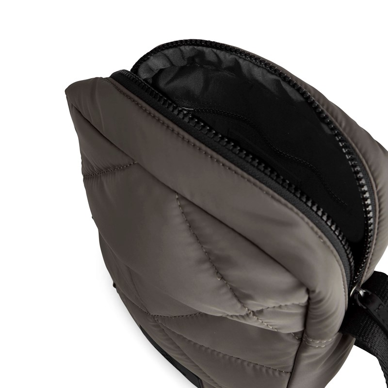 MARKBERG Crossbody Clover Diamond Puf Brun/Sort 6