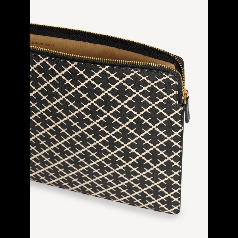 By Malene Birger Datorfodral Ivy Svart 16" 2