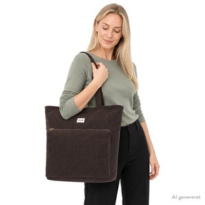Conmé Shopper Andrea M. Brun alt image
