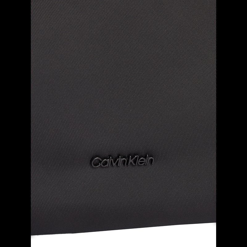 Calvin Klein Necessär Business Tech Svart 4