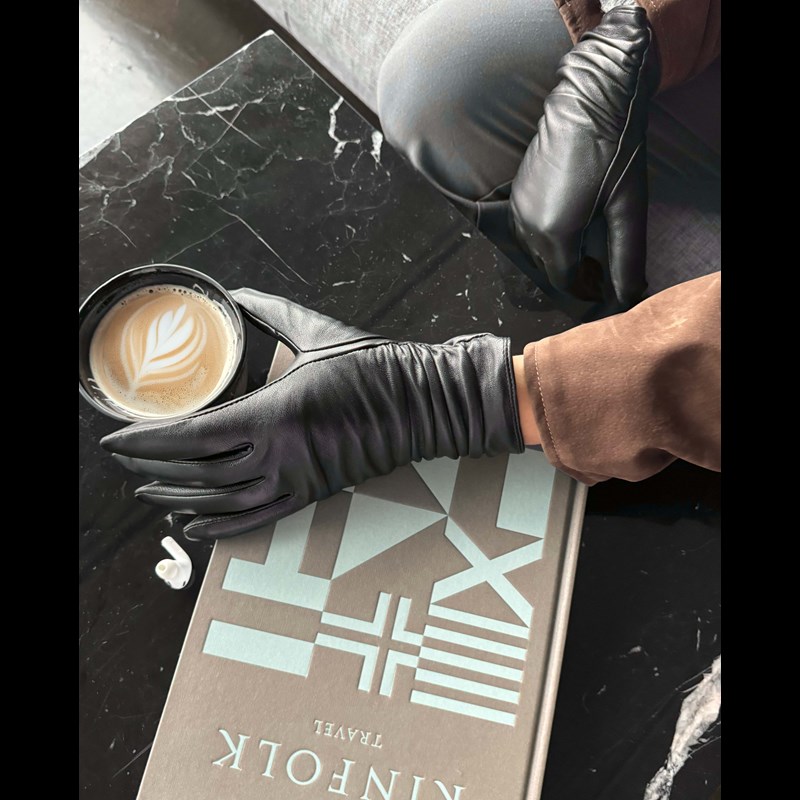 MARKBERG Damhandske Aria Svart Str 7 5