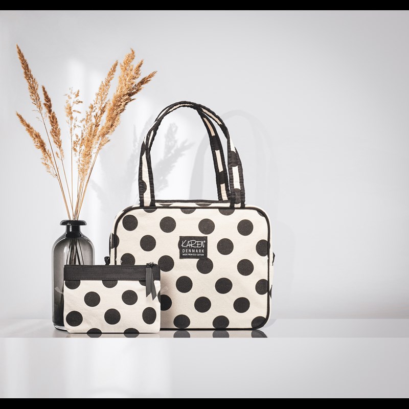 Karen Toilettväska Creme/Svart 3