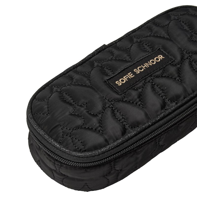 Sofie Schnoor Pennfodral SagaKB Svart 3