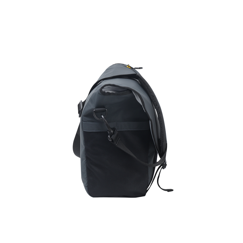 Cat Bags Axelväska Urban Messenger Svart 5