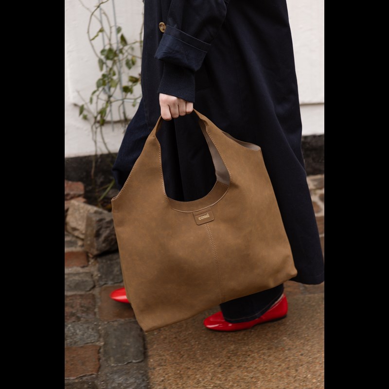 Conmé Shopper Ina Brun 2
