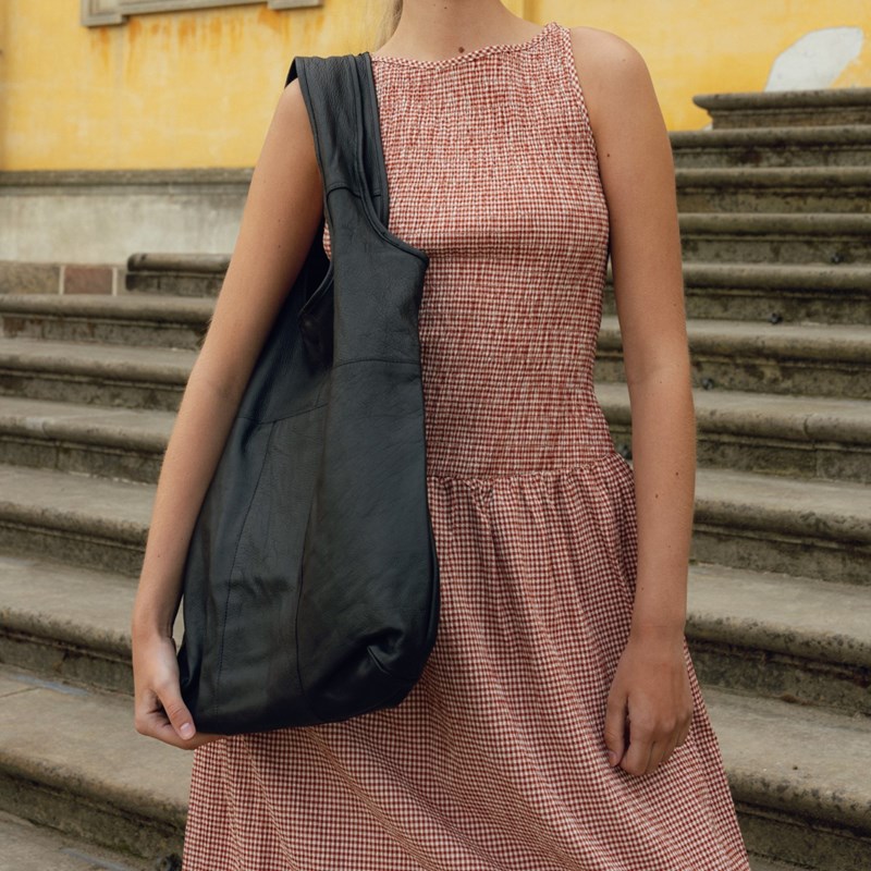 RE:DESIGNED Shopper Lyra Urban Svart 15" 7