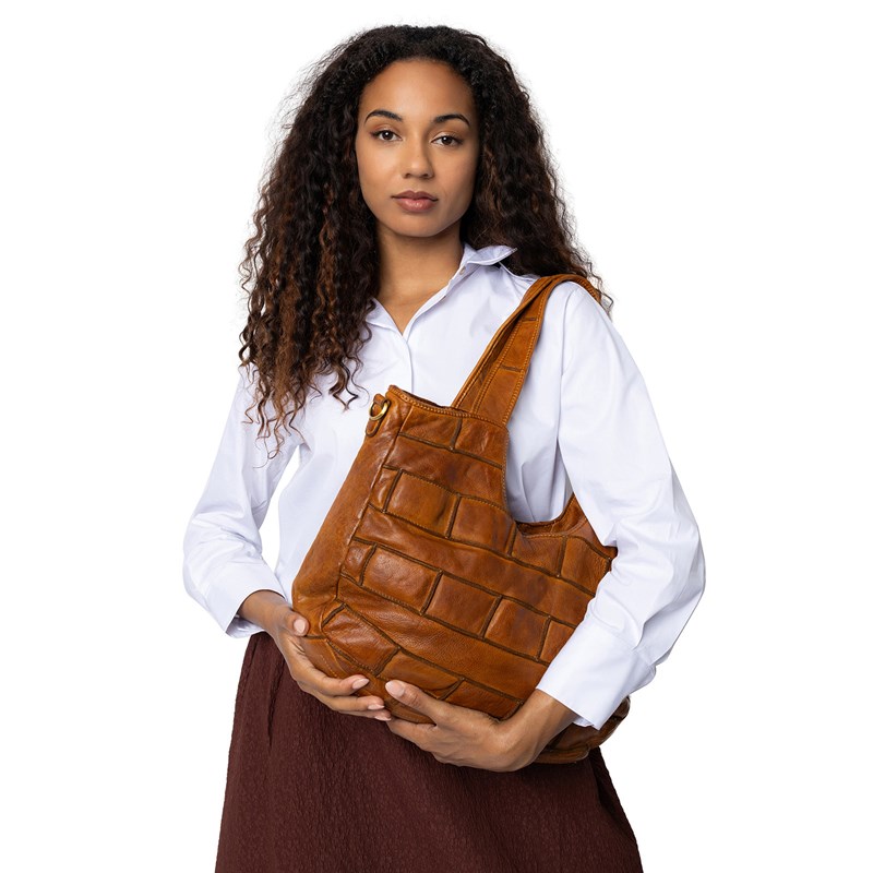 RE:DESIGNED Axelväska Margo Big Brun 2