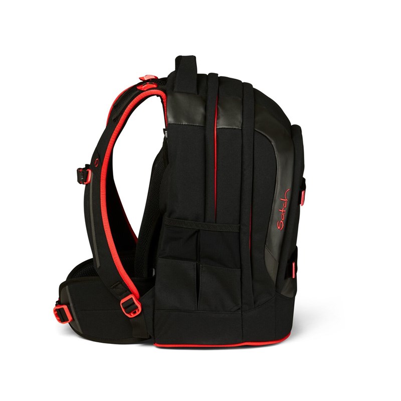 Satch Skoletaske Pack Fire Phantom Sort/Rød 3